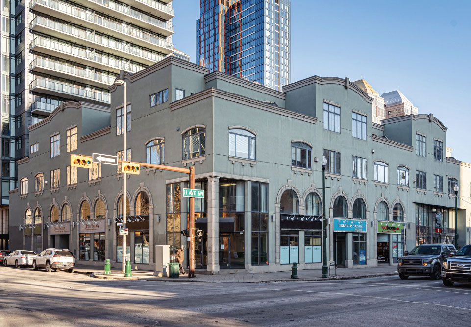 Lincoln building for Astra living