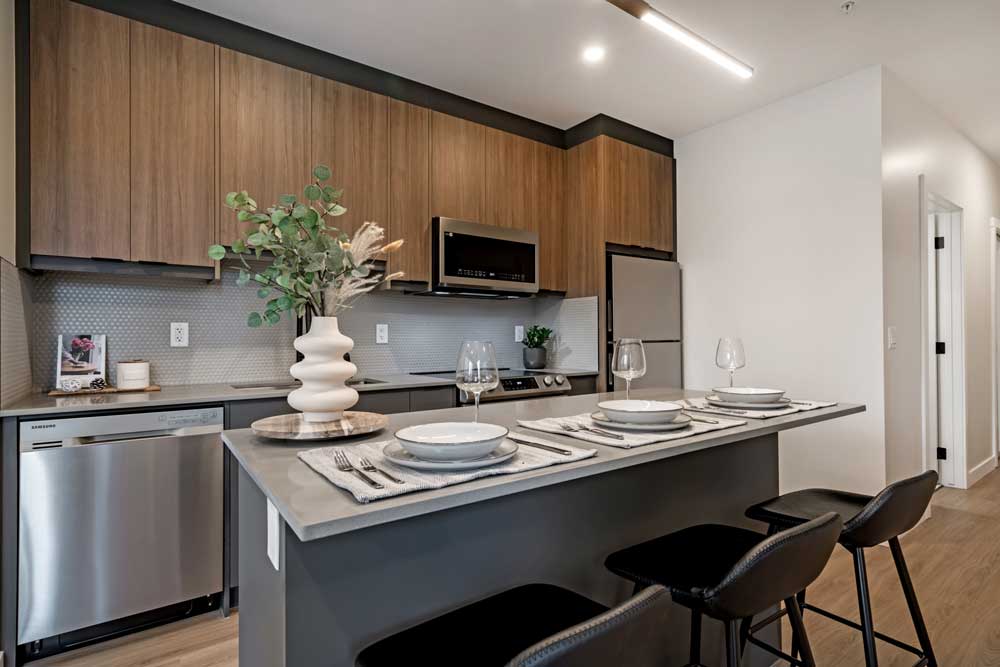 Nov-13---909-5-Ave-(71-of-145)