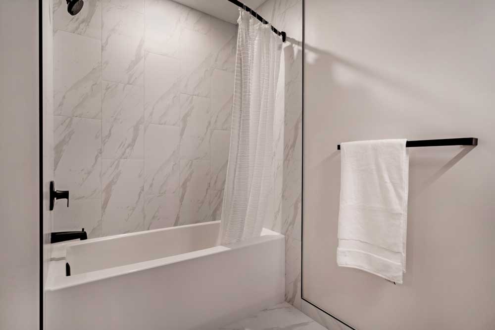 Nov-13---909-5-Ave-(82-of-145)